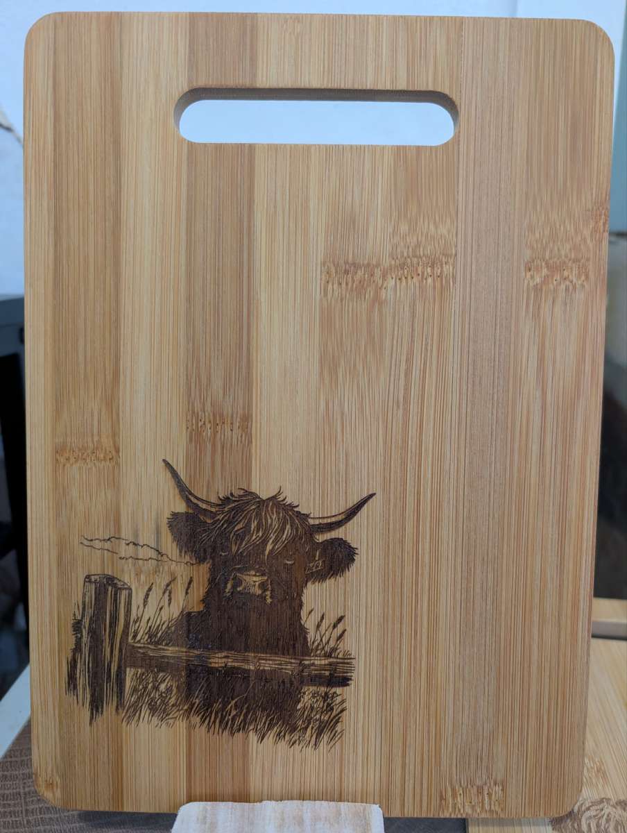 Laser-Engraved Bamboo Chopping & Serving Board – Countryside Wildlife Collection - Image 3