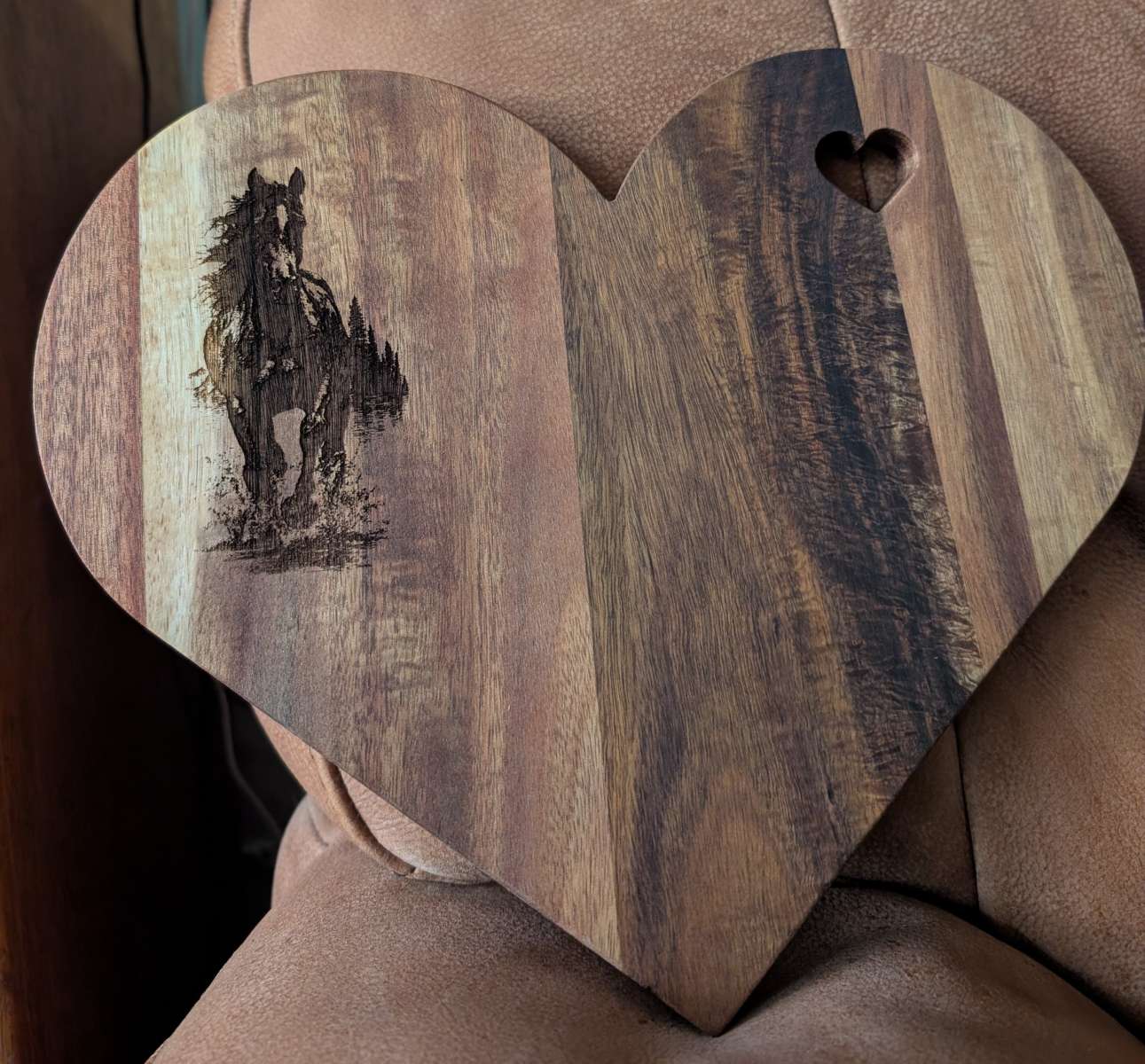Large Engraved Acacia Heart Board – 'Galloping Horse' Edition